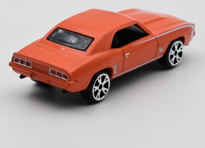 火柴盒全新 Superfast 55 雪佛兰雪佛兰科迈罗 RS SS。 盒子。 限于 15000 — 第 3/4 张图片