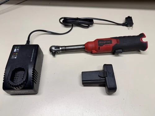 Snap-On CTR817 1/4 Drive 14.4v  Cordless Ratchet Battery & Charger Set Nice