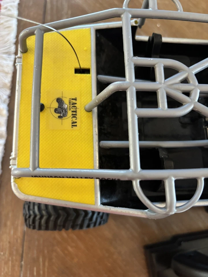 vintage Nylint 1:6 Large Scale 4 WD RC Scorpion MK1 Rock Crawler works great! - Image 4 of 4