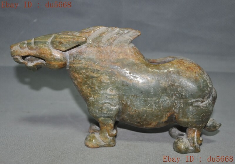 China Hetian jade Hand-carved Lucky animal weird Brave