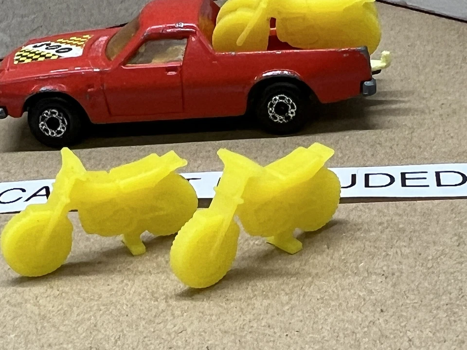 Matchbox Lesney Holden Pickup Superfast No 60 (2 BIKES) car not included - Image 3 of 4