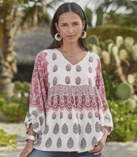 Sundance small Free Spirit Pink & White Block Print V-Neck Puff Sleeve Tunic Top
