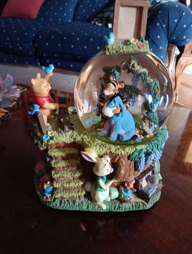 Disney Musical Snow Globe Winnie the Pooh Works Roo's Head Missing Rare Ceramic - Picture 7 of 10