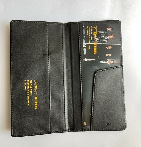 Stray Kids District 9 Unlock in JAPAN Official Ticket holder - Picture 3 of 6