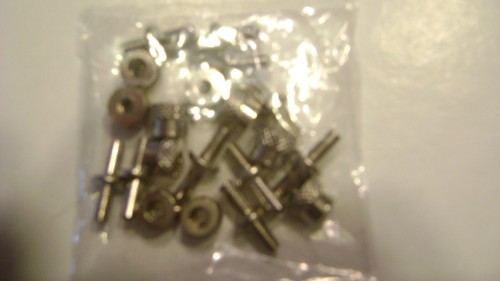 Lionel 5132-56 Original metrische Pfosten & Muttern (je 10 Stück) | Zustand: New