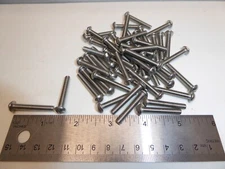 10-32 x 1-1/4 Round Head Slotted Machine Screw SS 18-8 VINTAGE USA Made Qty 50