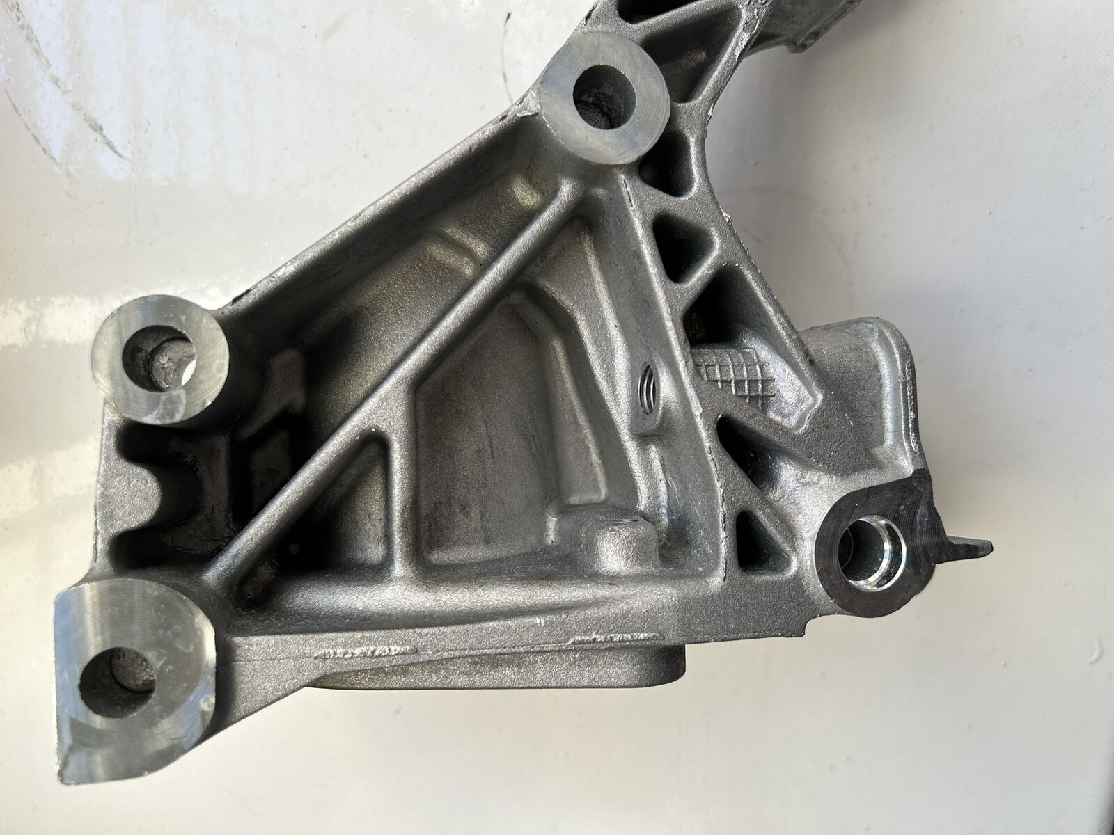 MERCEDES a Class 18-21 W177 Gearbox Mount A2822232600 for sale  