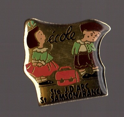 Pin's Schule Sainte Jeanne d'Arc de Saint Samson sur Rance (Bretagne)