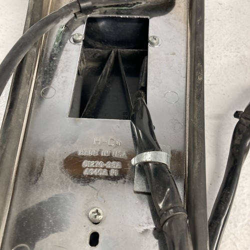 Harley Davidson Ultra Classic FLHTCUI Tank & CB Console 61270-98a 77136-03 - Picture 7 of 15