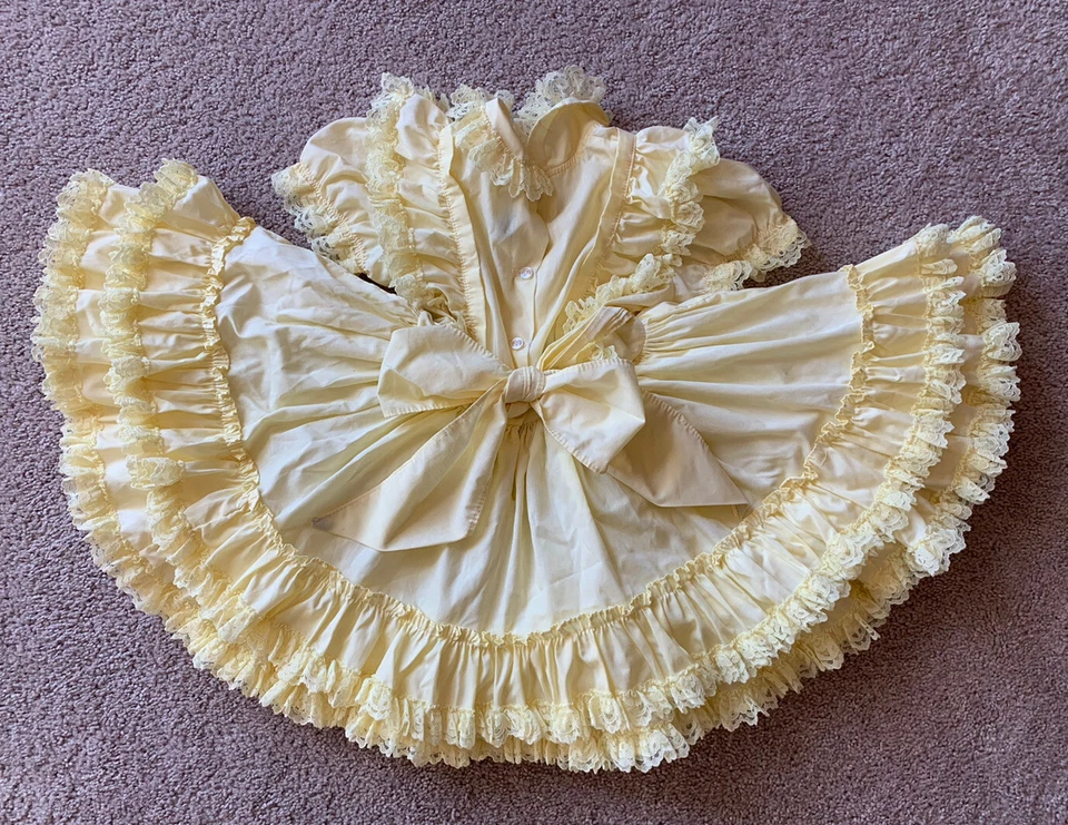 Vestido de fiesta vintage para niñas Betty Oden amarillo con volantes completos círculo talla 5 concurso Foto 4 de 4