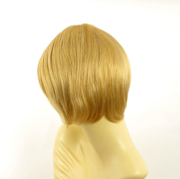 Perruque Courte Blond Doré Clair BRANDY LG26 - Synthétique, Bonnet Moyen, Neuf Avec étiquettes