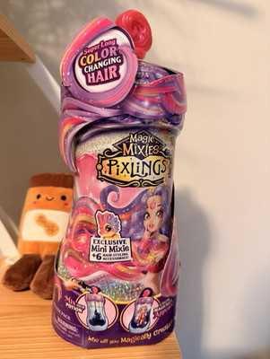 Magic Mixies Pixlings Mini Mixie Figure Color Changing Hair w/Accessories