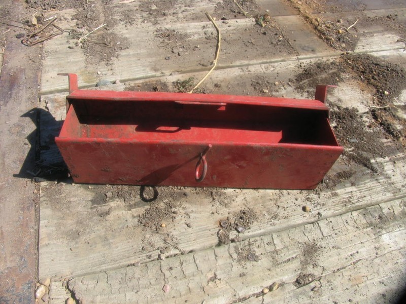 International IH Farmall  Tractor Tool Box  1206 856 806 1066 1086
