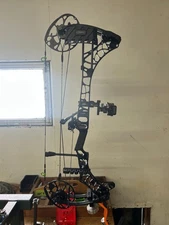 Mathews Phase 4 29 Compound Bow Right-Handed Fully Loaded!!