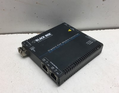 BLACK BOX LGC5200A, GIGABIT PoE MEDIA CONVERTER - USED