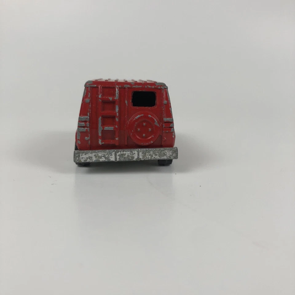 Corgi Coca-Cola Turbo Racing Team Hot Rod Custom Van Team Support Diecast - Image 4 of 4