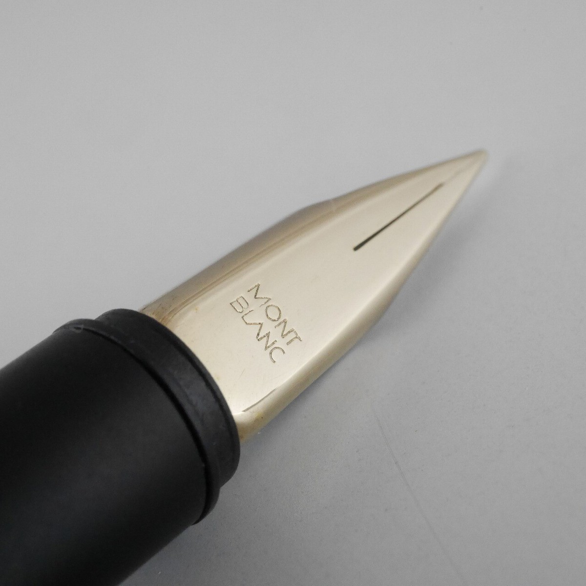 Montblanc Slim line S-Line White Fountain Pen EF with Box | eBay