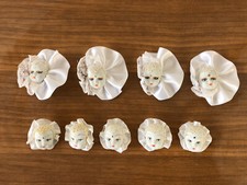 Stock Di 9 Spille Volto In Ceramica Viso Bambola Vintage Con Perline E Tessuti