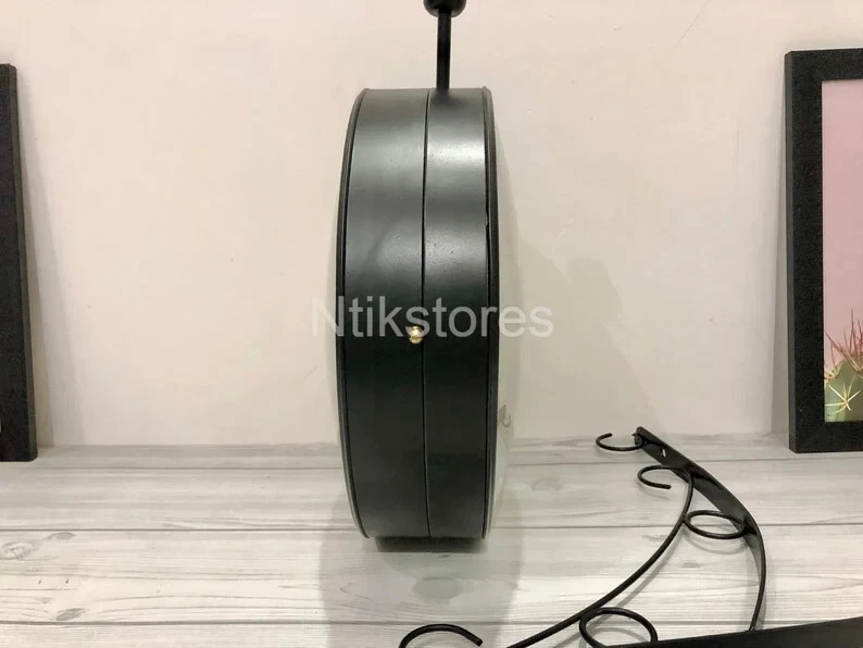 Double Face Antique Mural Clock pour A Mémorable Anniversaire Cadeau 30.5cm - Image 4 of 4