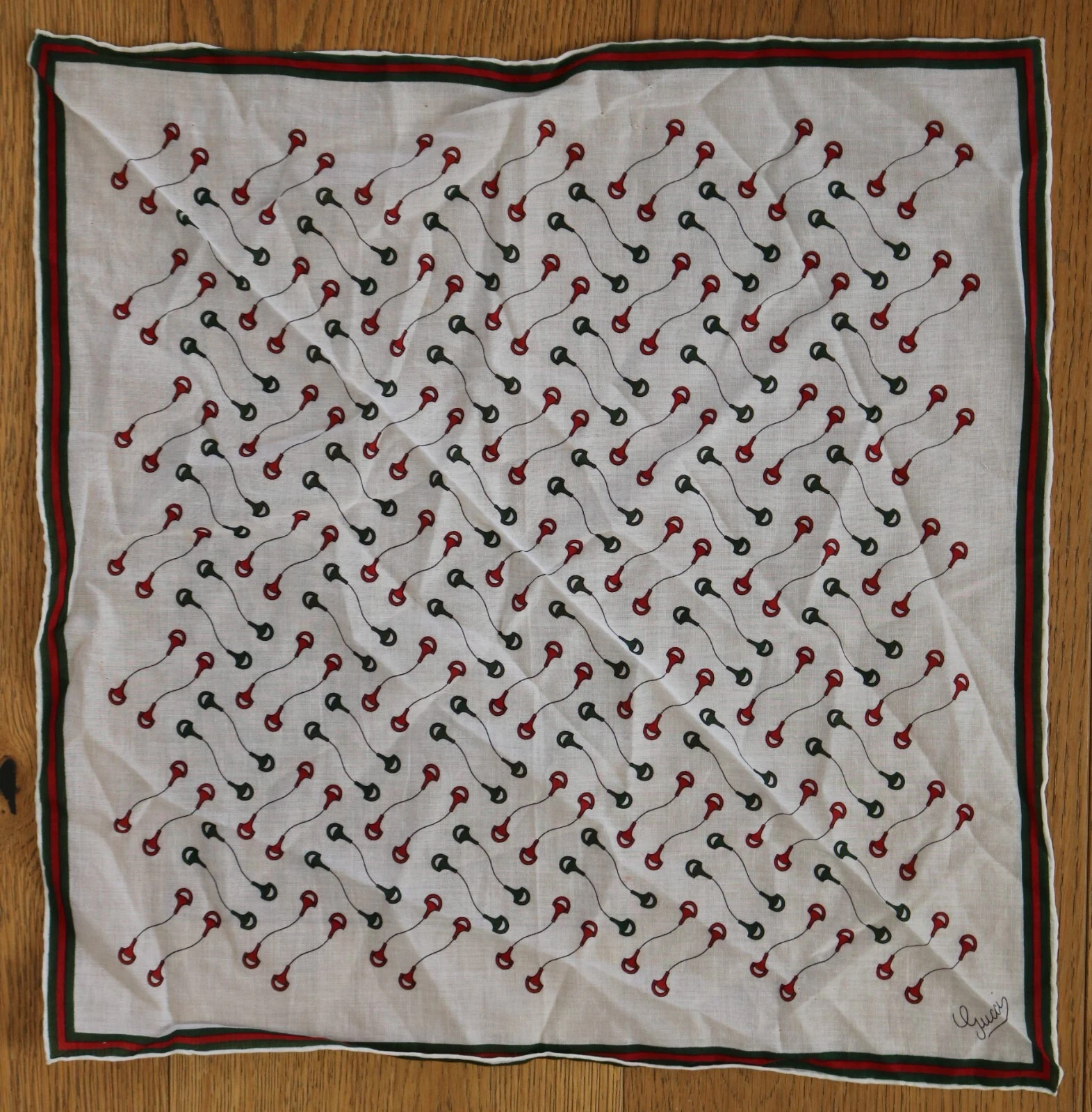 Petit mouchoir foulard vintage Gucci années 70 mors de cheval flottant rare