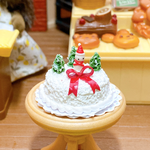Miniature Christmas Designs Cake Lovely for a dollhouse 1:12 scale - Picture 2 of 5