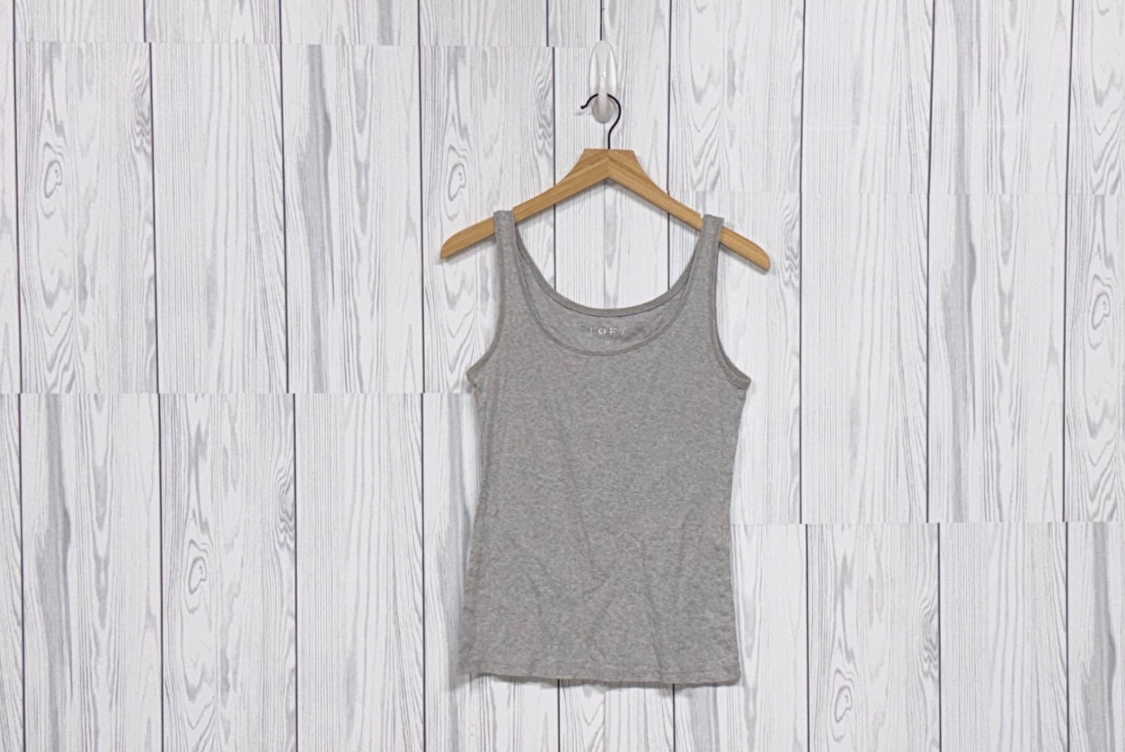 Ann Taylor LOFT sleeveless top womens size medium solid gray tank stretch