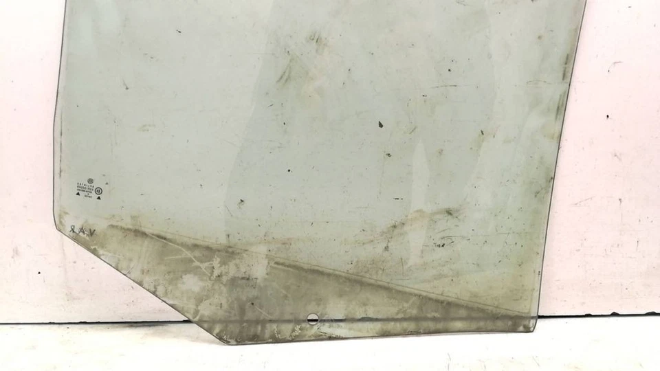 Ventana izquierda puerta trasera Volkswagen Golf IV Hatchback 1999 DOT24M25AS2 Foto 2 de 4