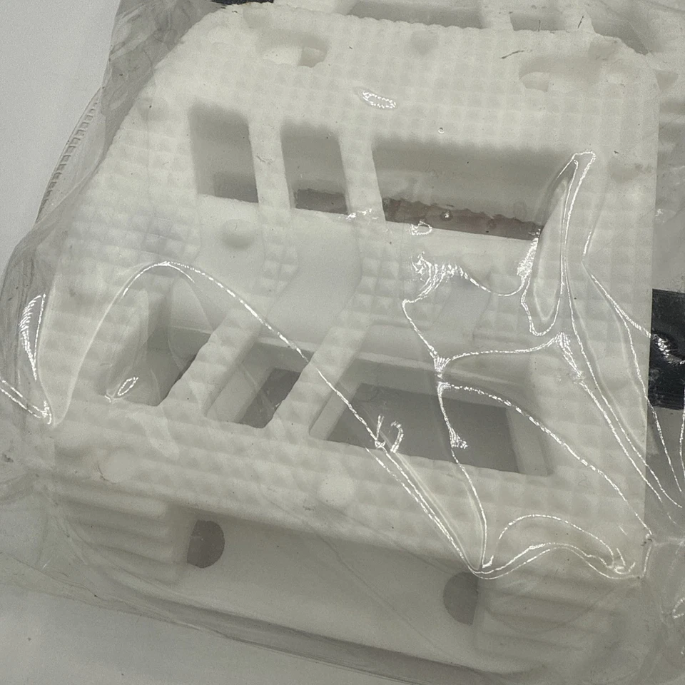 Pedales blancos BMX Haro Mid School NOS, 9/16” 1997 nuevos en paquete plataforma Foto 2 de 4