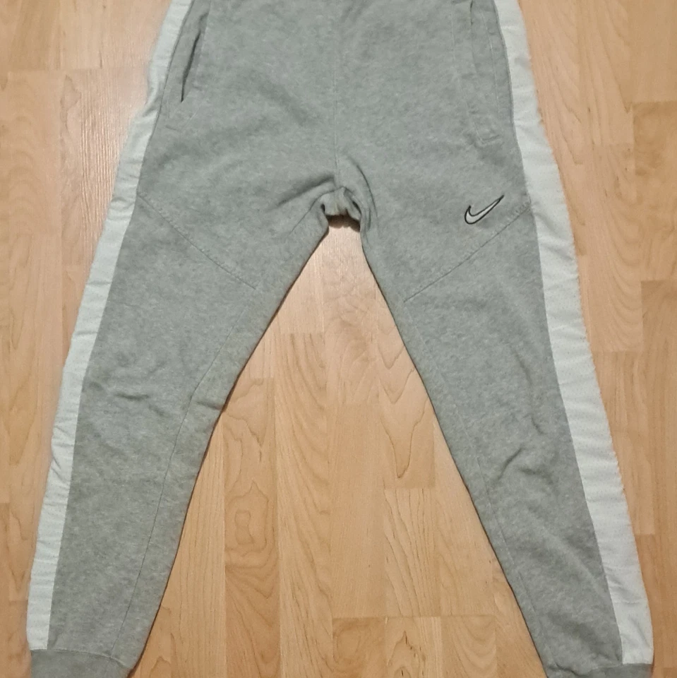 Nike Ensemble survêtement homme gris S, sweat à capuche + pantalon 2 pièces - Photo 4/4