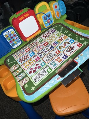 VTech Touch and Learn Aktivitätstisch Mehrfarbig mit Hocker, Vorschulerziehung