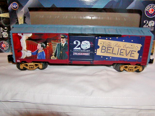 Lionel 2428170 Polar Express 20th Anniversary Bell Illuminated Sound Box Car New - Picture 9 of 11