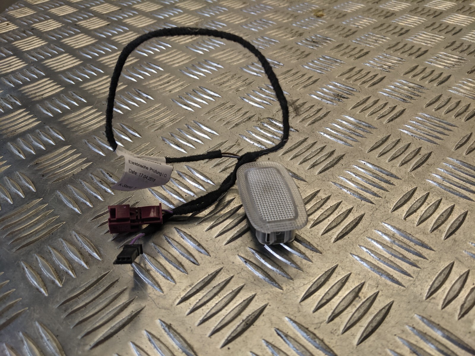 B276 Mercedes-Benz Interior Boot Light A0028202101 | eBay