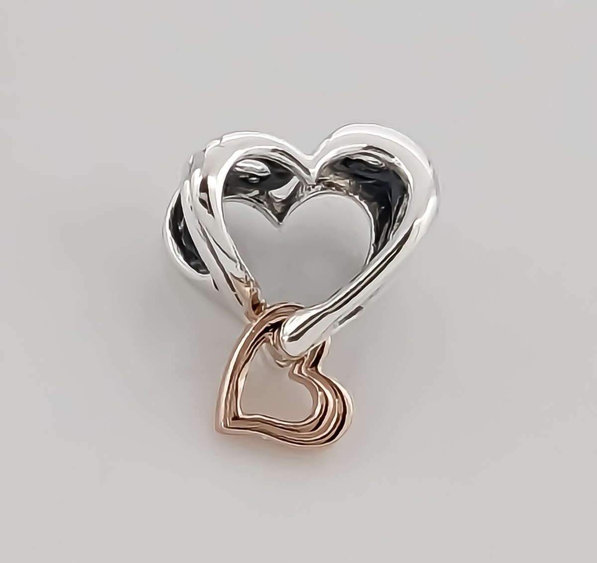 NEW 100% Authentic PANDORA 925 Family is Love Heart Bracelet