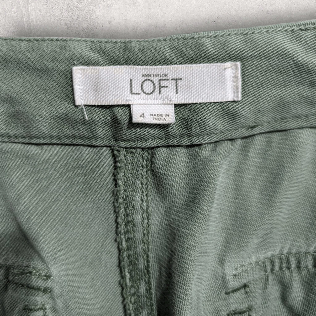 Ann Taylor Loft Lyocell Cargo Joggers Size 4 Light Army Green