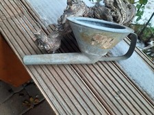 alter Trichter  KFZ Eisentrichter  OLDTIMER Requisite Werkstatt  366