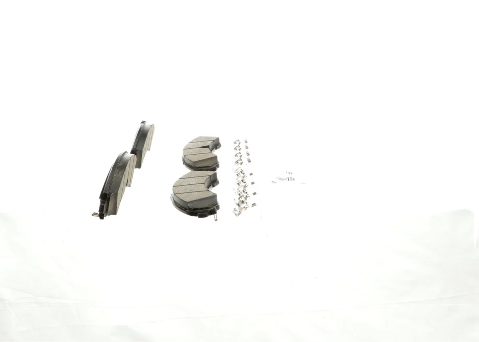 Kit de pastillas de freno de disco Bosch para 20-25 Chevrolet Silverado 2500 HD 3500 HD GMC Foto 3 de 4