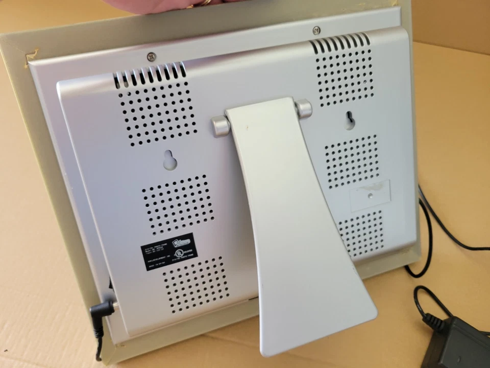 Digital Photo Frame LCD Memories 8" High Res Desktop or Wall Mount Rustic Pewter - Image 4 of 4