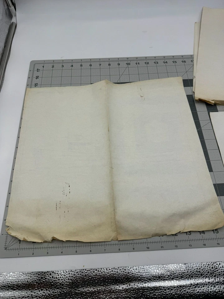 2 impresiones de planos de barco de 1955 motor fueraborda perfil yate crucero Seattle WA Foto 4 de 4