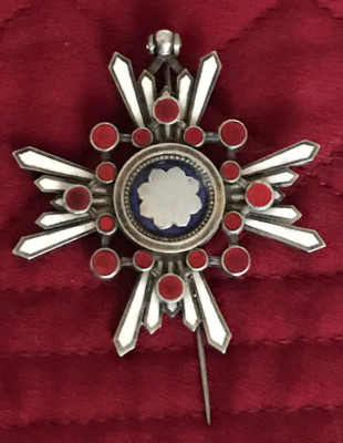 Japanese WWII Order of the Sacred Treasure 3rd Class Medal