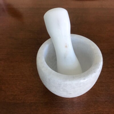 Mortar and Pestle White Marble Set Classic Natural Spice Grinder NIB Master Chef