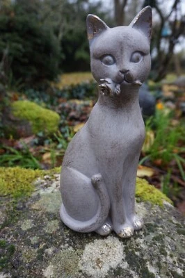 4262 PROMO FIGURINE STATUETTE CHAT ROMANTIQUE AVEC FLEUR AMOUREUX 25 CM - Photo 1/4