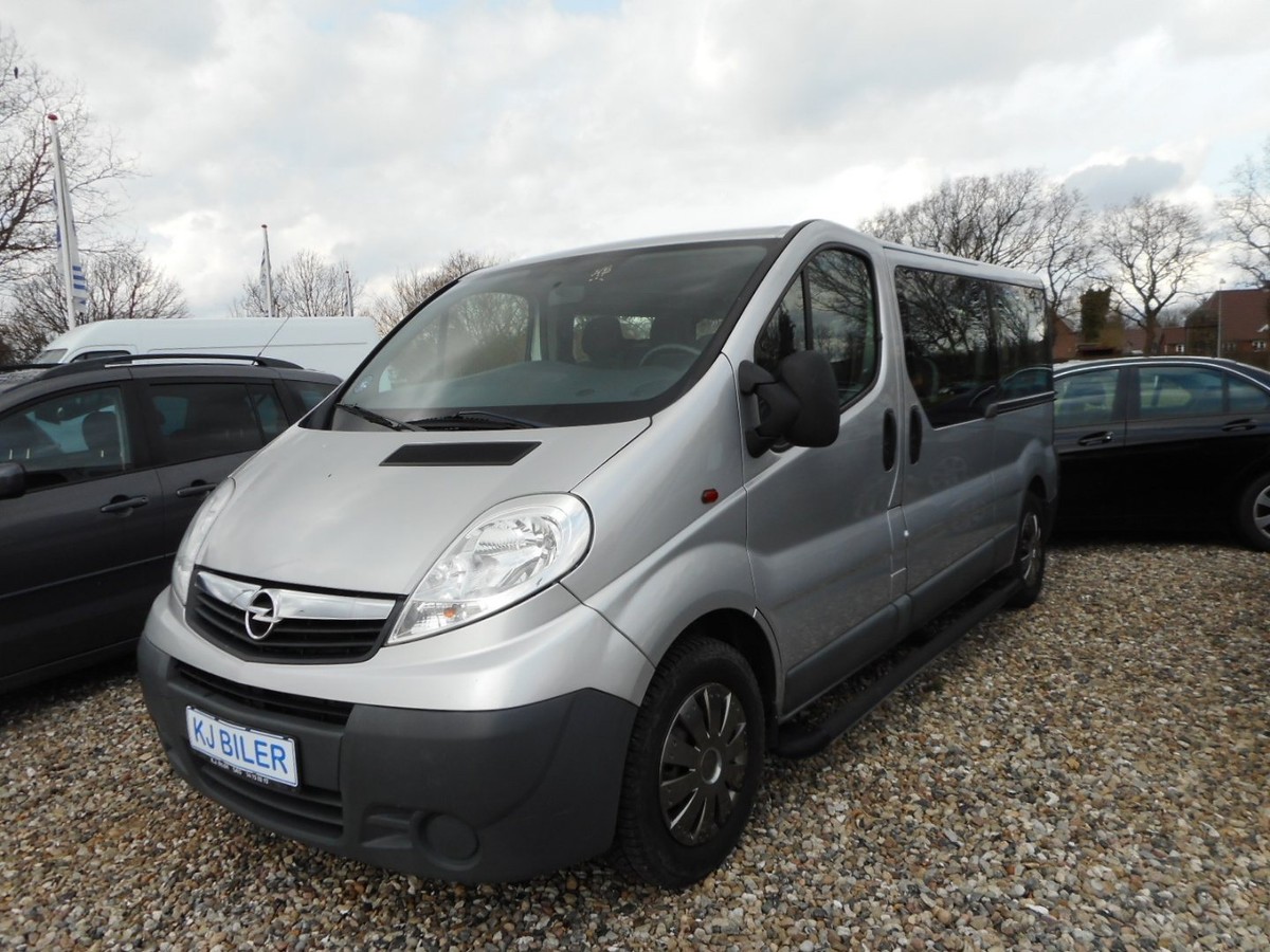 Opel vivaro 2
