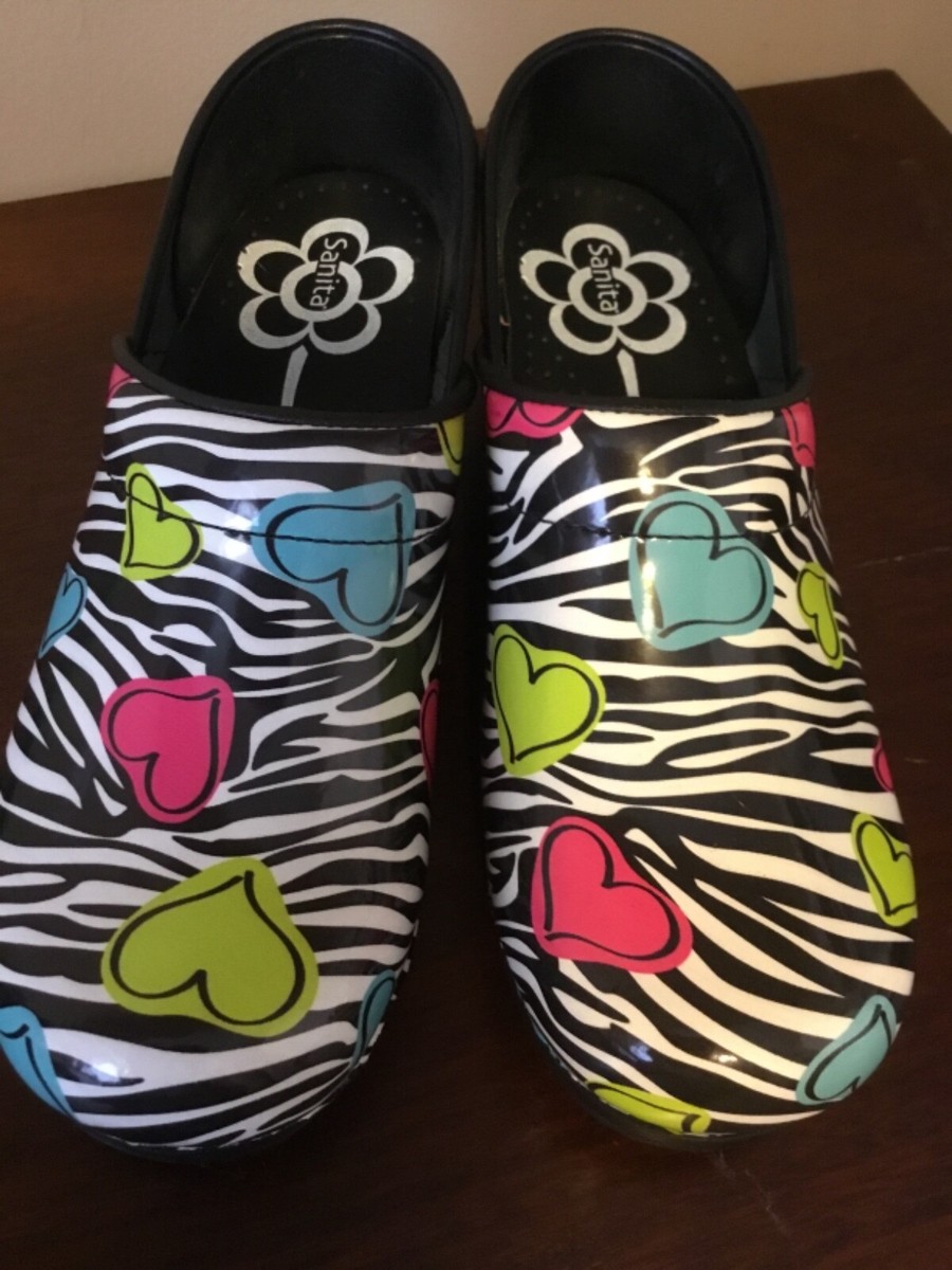 Sanita Professional Zebra Hearts Leather Clogs Shoes Size 38 Sanita Professional Zebra Hearts Leather Clogs Shoes Size 38