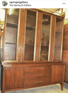 Broyhill Saga Dining China Hutch And Base Buffet We Ship For A Fee Ebay