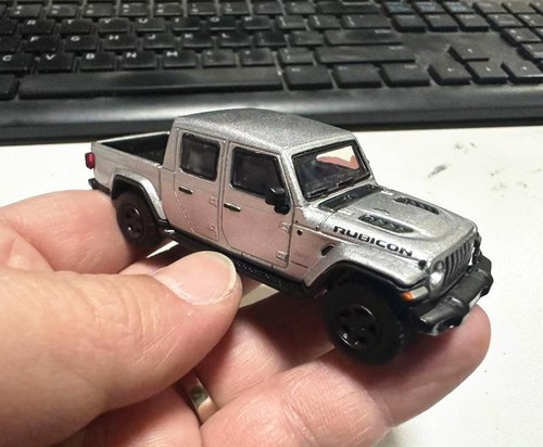 Diecast Pickup 1:64 Model Collection Car Metal JKM New in Box Jeep Gladiator - Picture 4 of 13