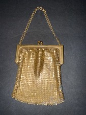 Vintage Mesh Evening Bag Metallic Gold Chain Purse Formal Eveningwear Kiss Clasp