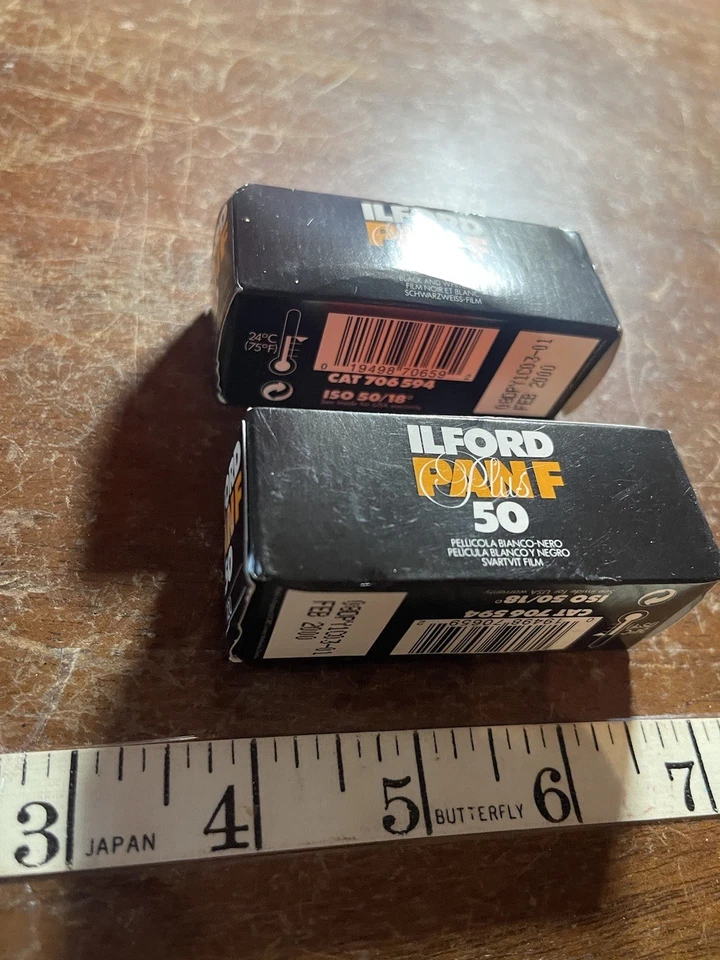 НОВЫЙ ЗАПЕЧАТАННЫЙ лот пленки Ilford Pan F 50 черно-белая ISO 50/18 нераспечатанная просрочена в 2000 году - Изображение 4 из 4