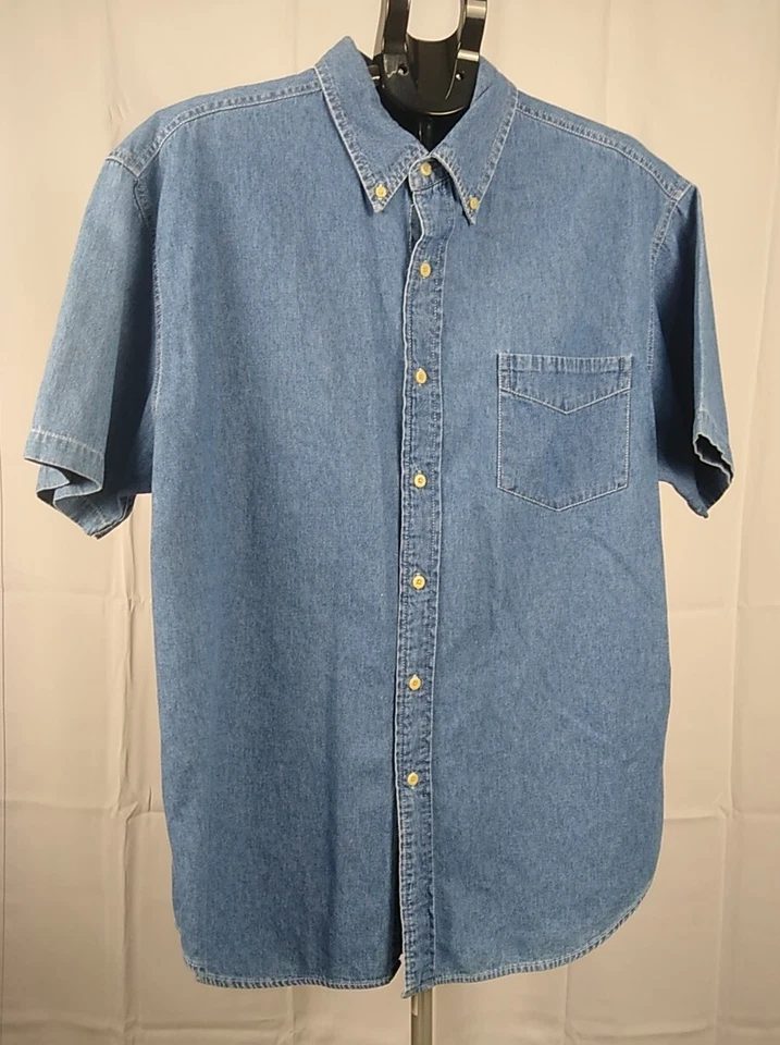 Basic Editions Men's Denim Button-down Short Sleeve Shirt Size Large - Image 4 of 4
