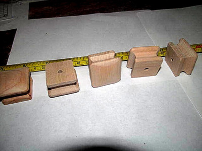50 PIECES NEW UNFINISHED MAPLE 1 1/4'' SQUARE WOOD CABINET KNOBS / PULLS KE