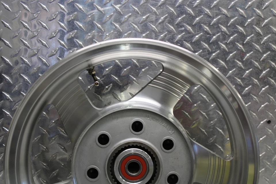 Kawasaki Vulcan 1500 1999 VN1500G rueda trasera Nomad 41073-1632-CX Foto 2 de 4